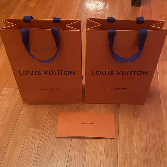 Two Louis Vuitton Shopping Bags, Ribbon, and Envelope - Picture 4 of 6